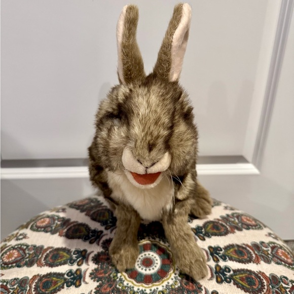 Realistic Rabbit Hand Puppet - Picture 3 of 6